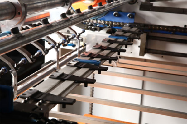 Automatic Die Cutting and Creasing Machine